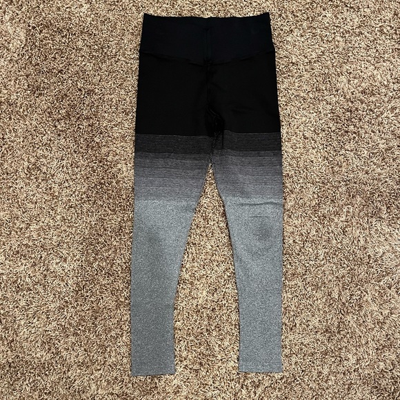 Nux Fifty Shades Legging in Slate - Picture 5 of 15